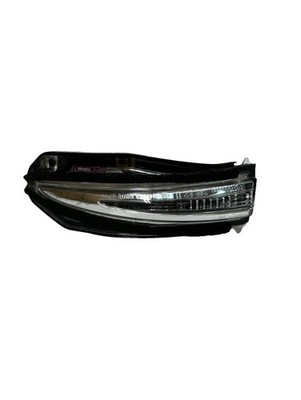 Toyota 4Runner door mirror 14 22 left side puddle lamp turn signal OEM A045053