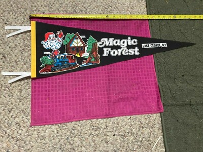 VINTAGE Magic Forest Lake George NY Pennant - SANTA'S HOUSE - DIVING HORSE TRAIN