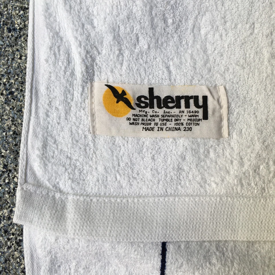 NEW '91 San Diego Padres Coca Cola Towel Classic Double Play Beach Bath READ - Image 3 of 4