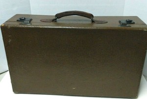 vintage 1940s luggage