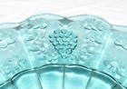 Fenton Emerald Green Paneled Grapevine Green Glass Grapes 11.3/4 inch Plate — photo 2