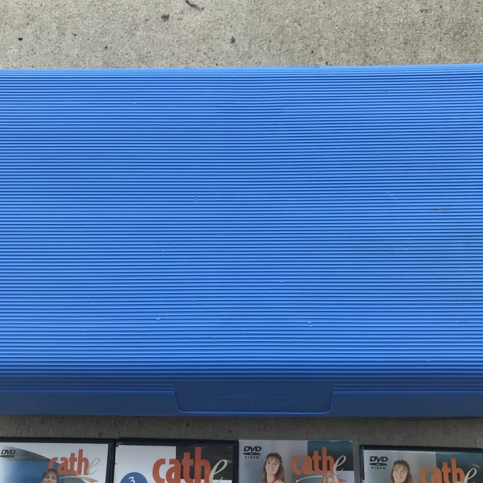 Степпер аэробный The Step Original Exercise 28 дюймов с 4 серыми подставками платформа и DVDS - Изображение 3 из 4