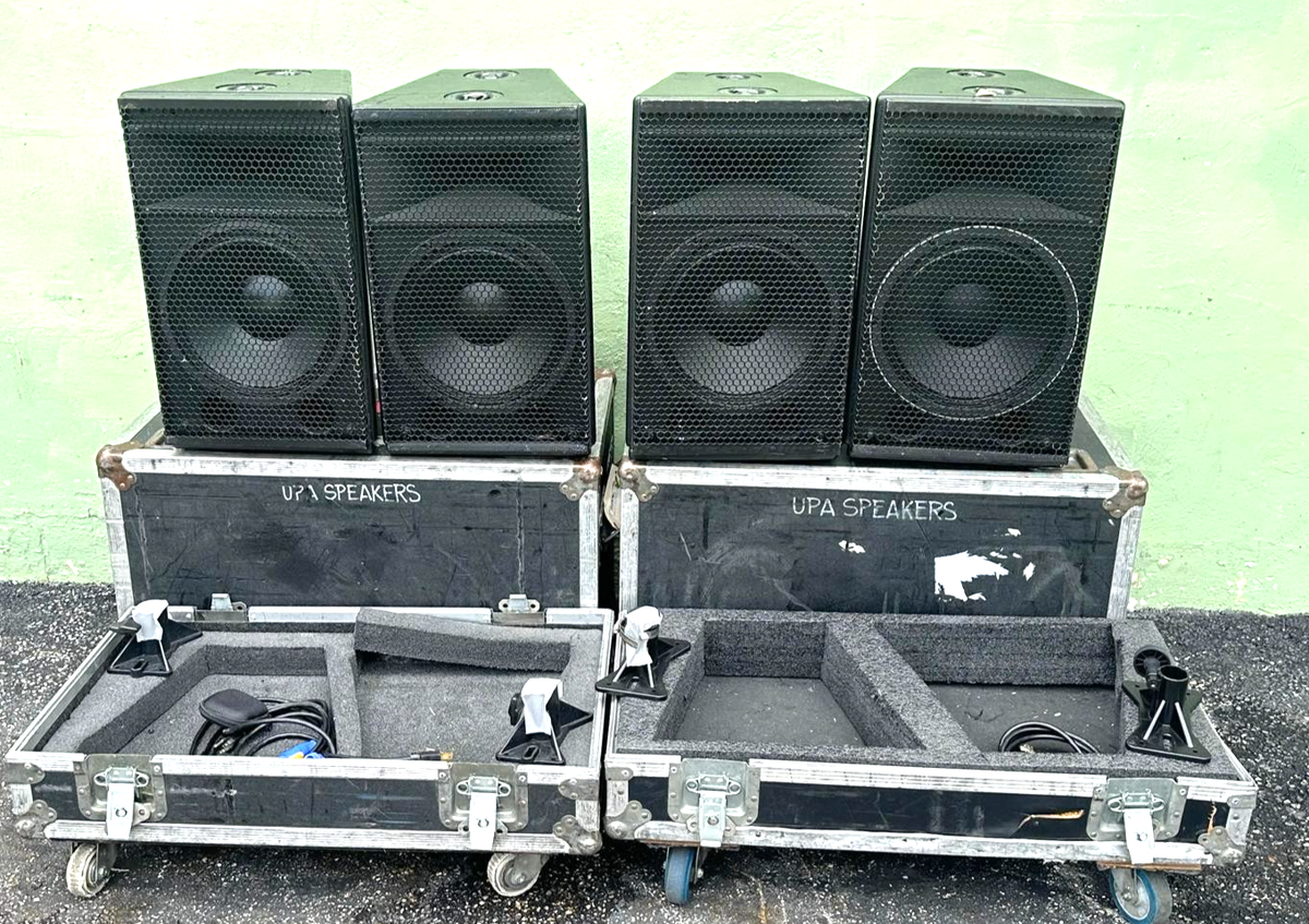 Meyer Sound UPA-1P Compact Wide Coverage Loudspeaker W/Case (Pair