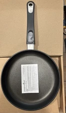 Pampered Chef 10"  25-cm Signature Nonstick Fry Pan Detachable Handle 2734 NIB