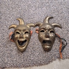 Máscaras faciales vintage de latón para teatro drama Happy Sad Joker bufón hechas en India