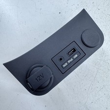 KIA PICANTO MK2 12V SOCKET 96120-1Y100 84625-1Y900 AUX IPOD USB CONNECTION 11-15