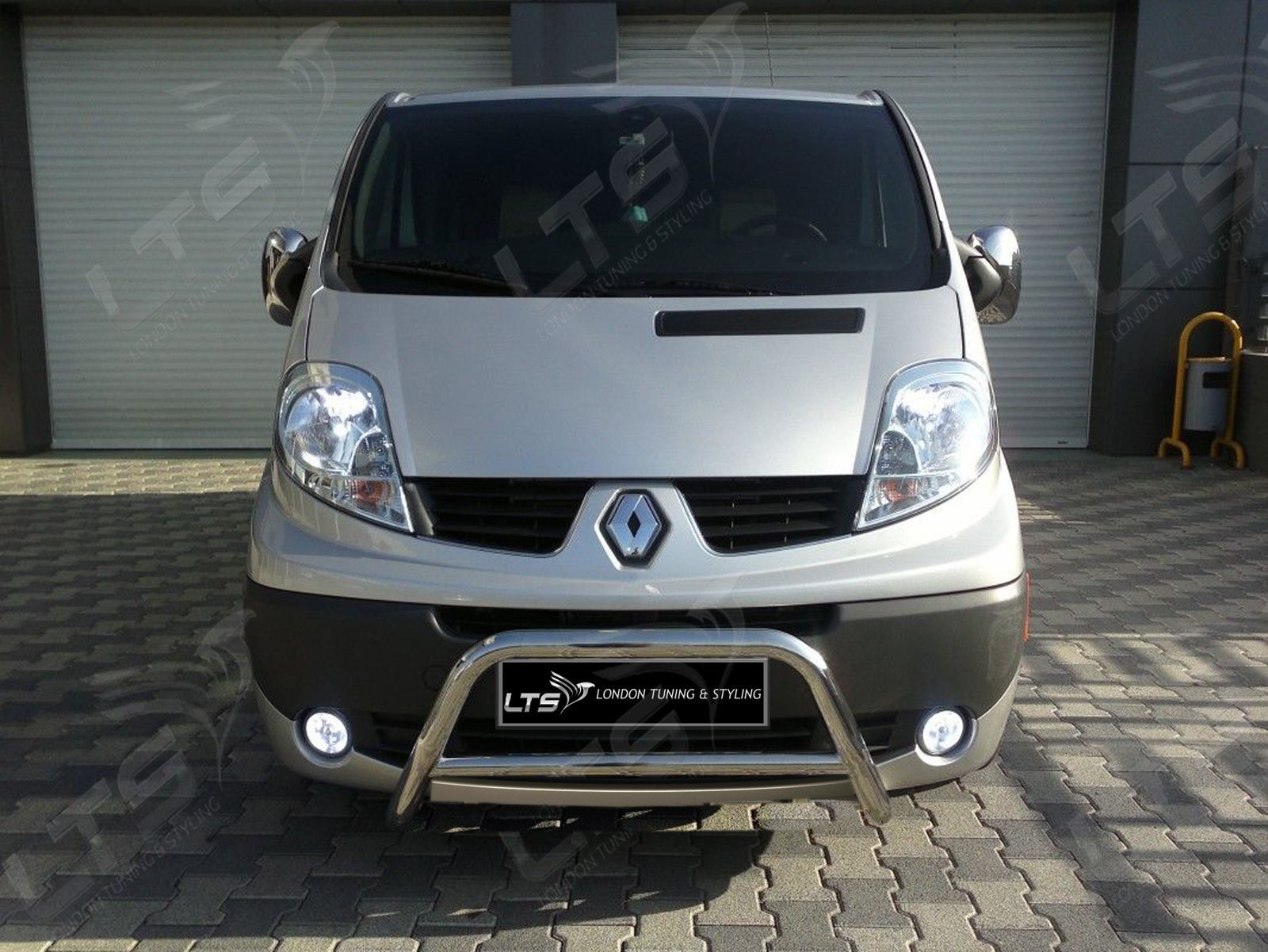 VAUXHALL VIVARO CHROME NUDGE A-BAR, STAINLESS STEEL BULL BAR 2001 - 2014 W K