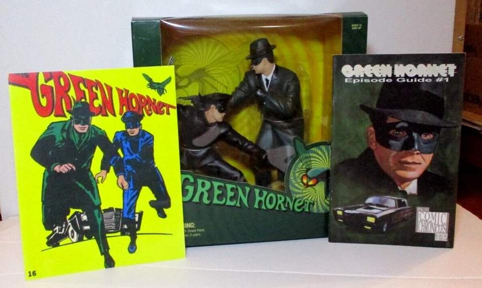 FIGURAS COLECIONÁVEIS VESPA VERDE E KATO SHOW LATERAL + LIVRO DE EPISÓDIOS + CÓPIA 8X10" - Imagem 4 de 4