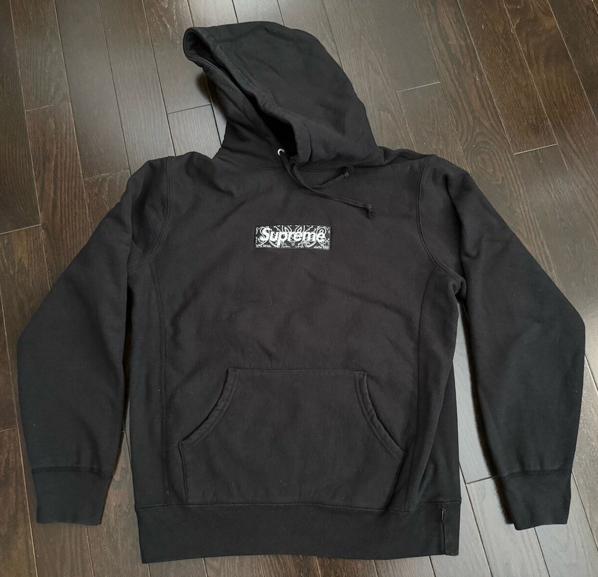 Supreme Bandana Box Logo Hoodie Paisley Black Medium | eBay Supreme Bandana Box Logo Hoodie Paisley Black Medium | eBay
