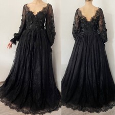 Plus Size Wedding Dresses Gothic Black Long Sleeves V-Neck A Line Bridal Gowns
