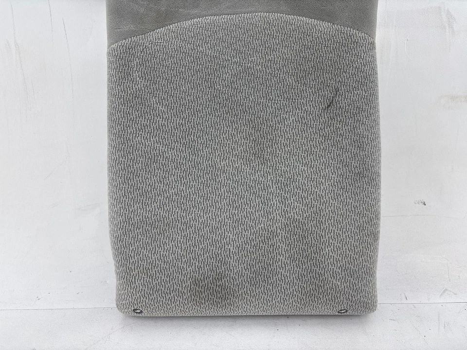 Cojín de asiento superior para pasajero trasero Buick Lacrosse 2005-2006 con reposabrazos Foto 3 de 4