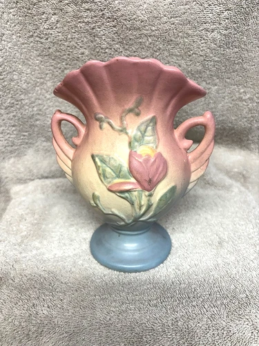 Vintage Hull Pottery Magnolia Vase With Swan Handles 40's 50's