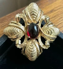 High End Costume Jewelry Castle Cliff Heavy Matte Gold Tone Red Cabochon Brooch