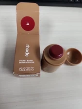 Rhode Pocket Blush date cake 5.3g/0.18fl.oz