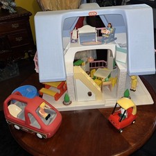 little tikes Vintage dollhouse accessories lot