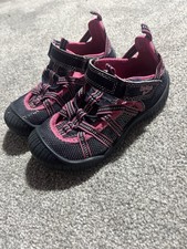 OshKosh B'gosh Fisherman Sandals Pink Black Hook Loop Closed Toe