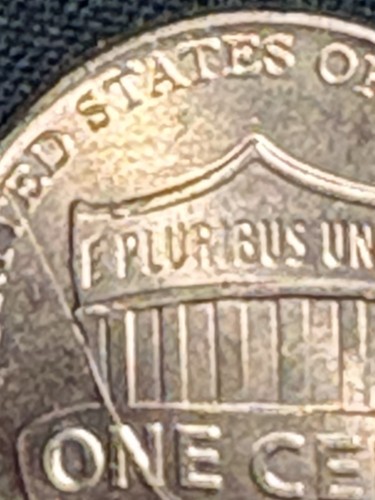 2018 Die Chip Reverse On Top Sheild - Picture 2 of 3