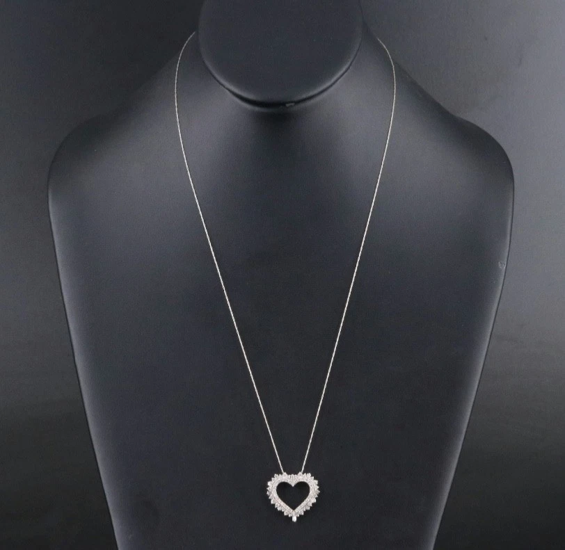 Colar pingente círculo ouro amarelo 14K com diamantes falsos - Imagem 3 de 4