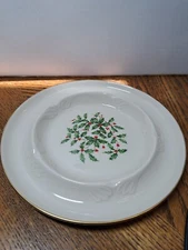 Ashtray With Holly Design By Lenox