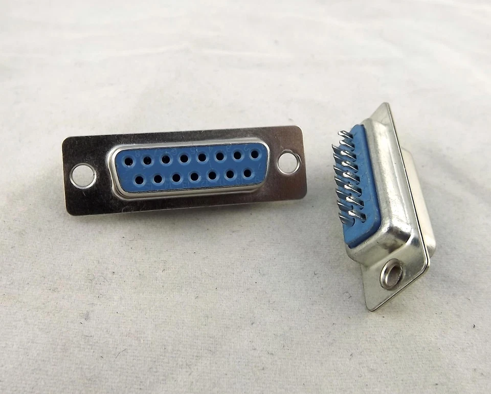 1x D-SUB DB15 2 Rows 15 Pin Female Socket Solder Type Adapter Connector Plastic - Image 4 of 4