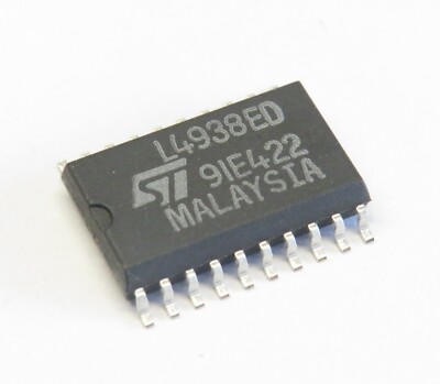 3 Stück L4938ED dual multifunction LDO voltage regulator, ST Microelectronics