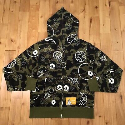 BAPE × futura 1st camo green full zip hoodie BAPE camo A BAPE × futura 1st camo green full zip hoodie BAPE camo A