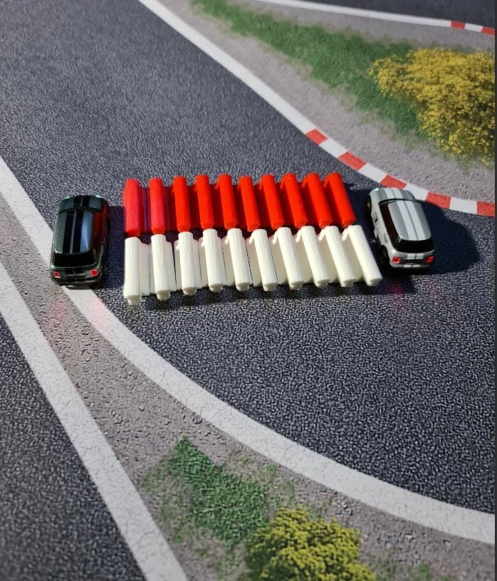 Streckenbegrenzung Leitblanke  für Turbo Racing 20er Set Weiss-Rot  1:76