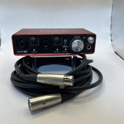 Focusrite Scarlett 2i2 2nd Gen. 2-Channel USB Audio Interface with Mic Cable 