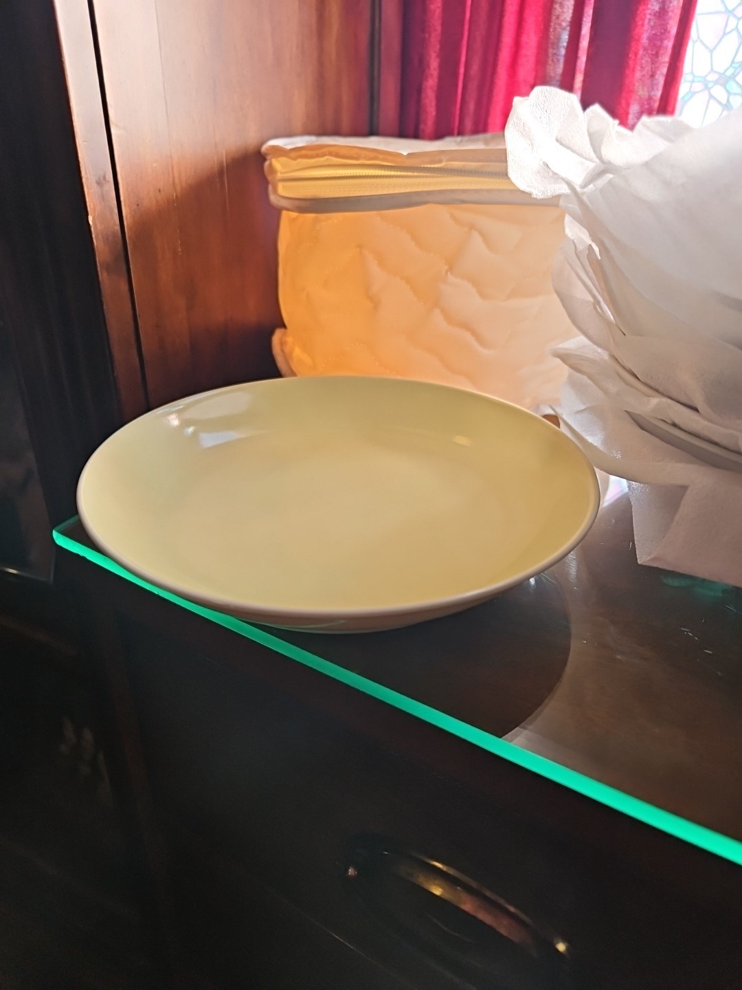 Nymphenburg Porcelain set Of 12 DAHLIA YELLOW Shallow Soup Bowls. Excellent!1940