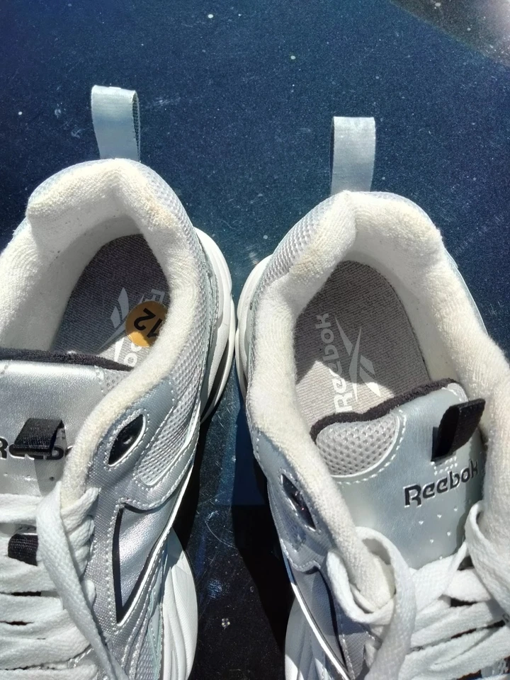 Reebok Royal Charge Y2K Chunky Gray/White/Blk Leather Run AR30246M Mens Sz 12 - Image 4 of 4