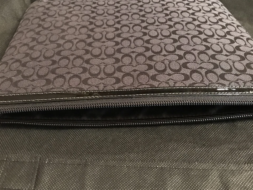 Coach Signature Tablet Sleeve Case Clutch Black Grey Jacquard iPad F61035 NWT - Image 4 of 4