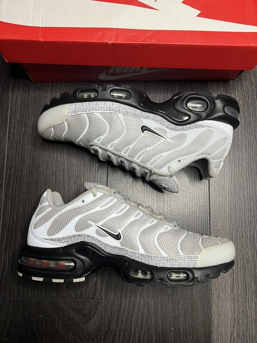 Air max plus top black pure platinum
