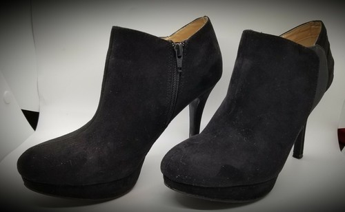 Report Black suede ankle Boots size 7 