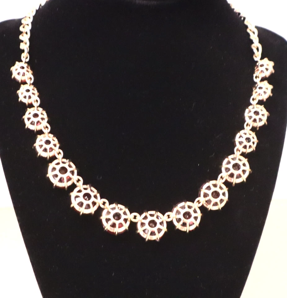 Banana Republic Elegante Nucklece Lucite Color Granate Piedra Tono Dorado, Foto 4 de 4