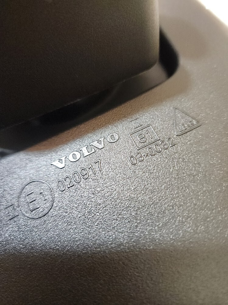 Volvo VOE17459094 17459094 Rear View Mirror GENUINE NEW - Open Box 