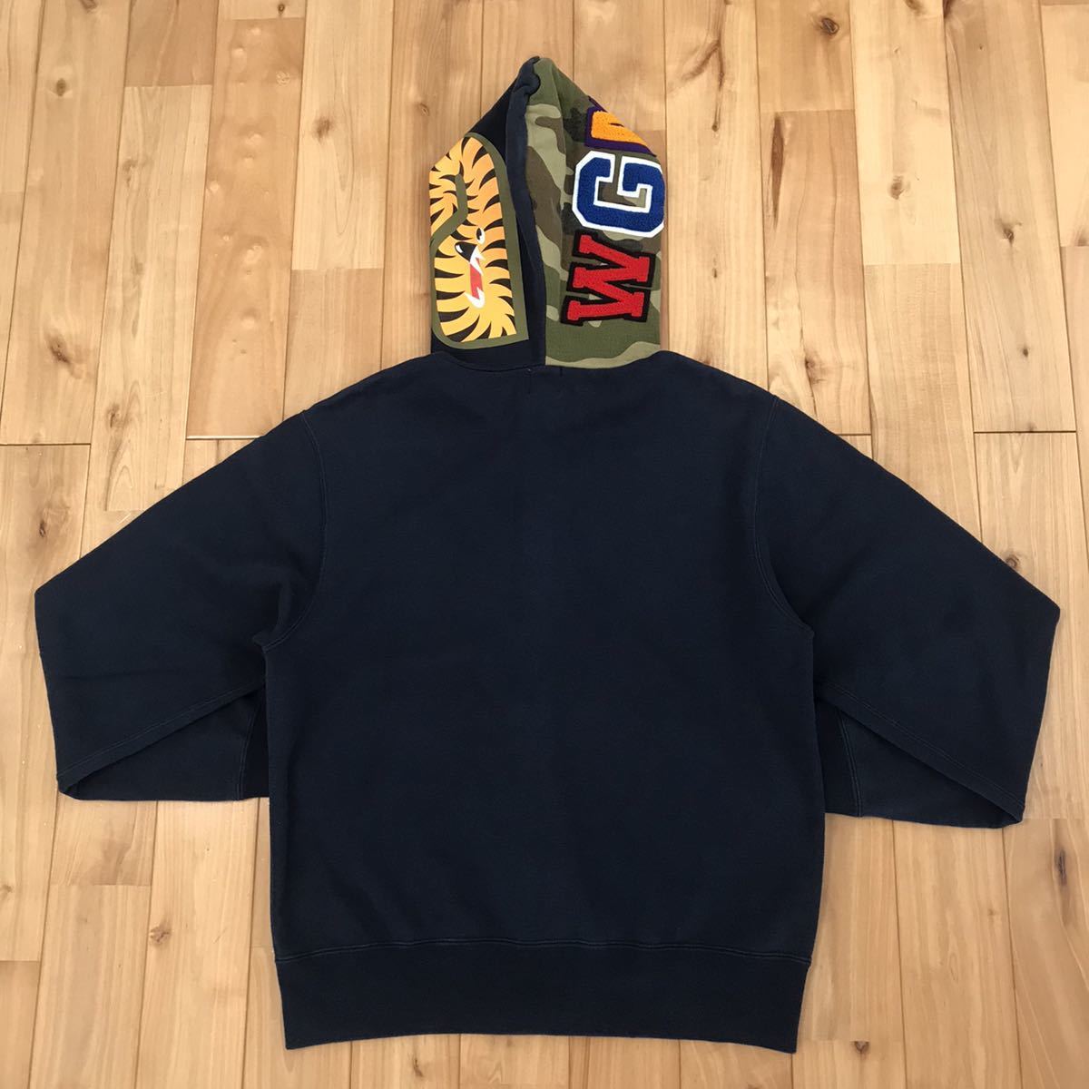 2004 1st model Shark full zip hoodie BAPE camo Navy A Bathing Ape