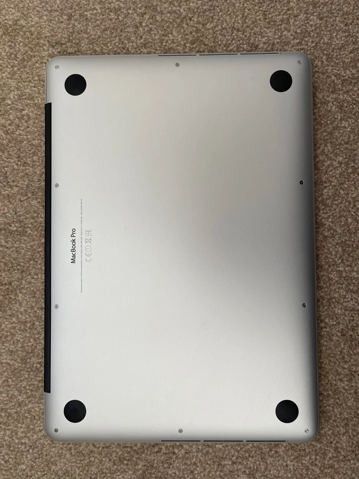 MacBook Pro 13.3"  256GB SSD Intel Core i5 5th 2.7GHz,8GB RAM Bearly Used, photo 3 of 5