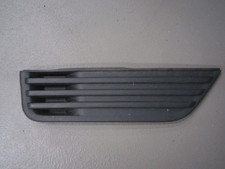 Blende Seitlich Vorne Rechts 4M5119952BE Farbe Graphit-grau Metallic Ford Focus