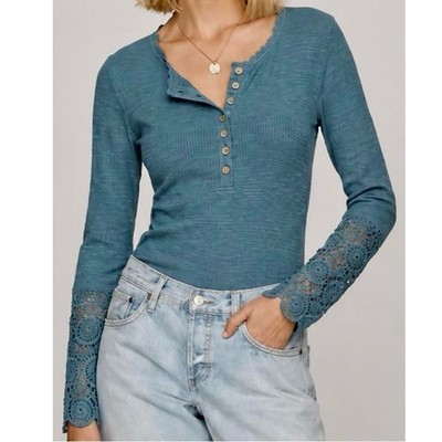 Boho Chic Rib Knit Henley Top Crochet Lace Sleeves Slate Blue Womens Small Shirt