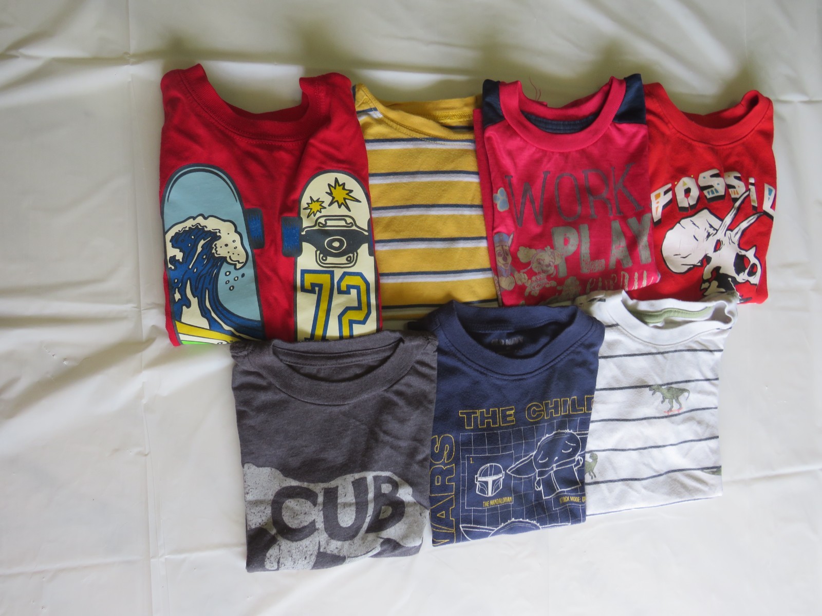 MIX OF TODDLER SIZE 3T T SHIRTS