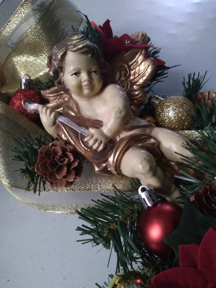 Corona de pino artificial vintage de ángeles, piñas, adornos, hecha a mano, 19" Foto 3 de 4