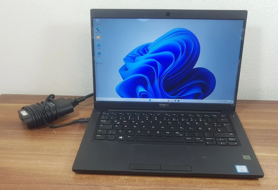 Dell Latitude 7390 · i7-8650U · 8GB · 500GB, Foto 1 von 5
