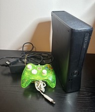 Microsoft Xbox 360 S 4GB Console - Black (1439) Console & Controller - Tested