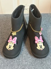 NWT Minnie Mouse Winter Shoe Black Fur Lined Girls Kids Size 1 Super Cute