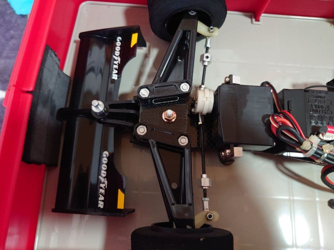 RC Ferrari F187 + Kyosho PIT BOX (parts, 6 sets of tires) | eBay