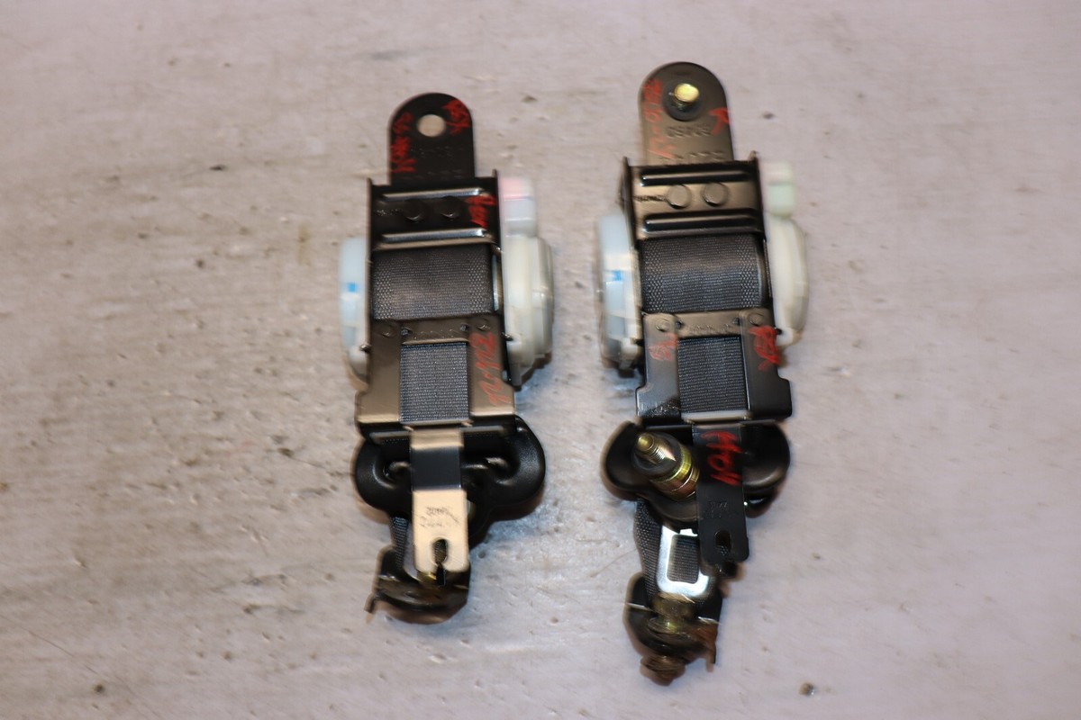 2002-2006 Acura RSX Type S Rear Seat Belt Right RH Left LH Side