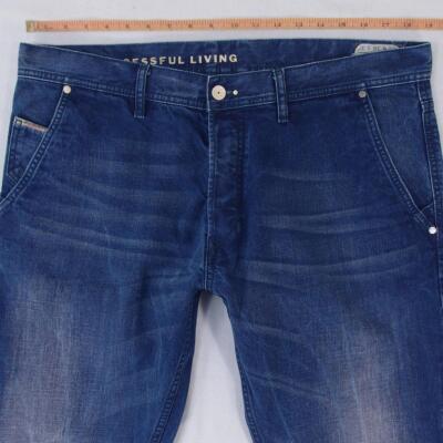 Herrens Diesel KAKEE Slim Tapered Baumwolle Blau Jeans W36 L32