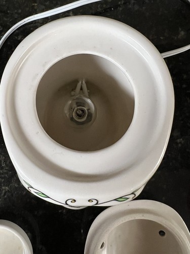 SCENTSY Calavera Sugar Skull Scented Wax Warmer W/ 2 Wax - Picture 12 of 14