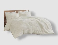 Intelligent Design White Malea 3-Piece King Shaggy Faux Fur Duvet Cover Set