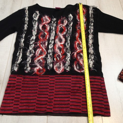 Save The Queen black multicolor abstract long sleeve blouse size m sweater - Picture 13 of 16